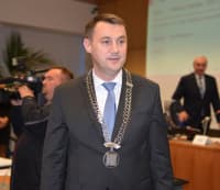 Martin Půta byl opět zvolen hejtmanem, Liberecký kraj povede široká koalice